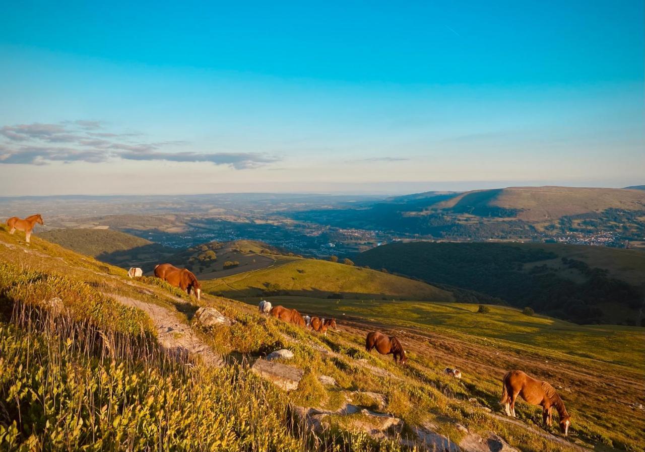 Lamb & Flag Inn Abergavenny Dış mekan fotoğraf